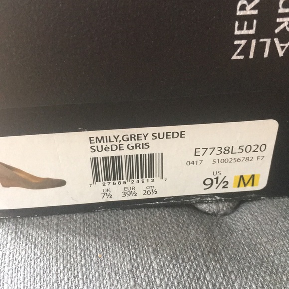 Naturalizer Wedged-Size 9.5 M width - Picture 4 of 4